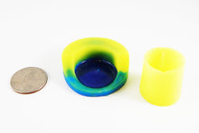 Load image into Gallery viewer, Tanzi Magnetic Vape Pen Stand Blue & Yellow Color, Vape Pen Holder, E-Cigarette Holder, E-Cigarette Stand, Vape Cartridge Stand, 510 Thread